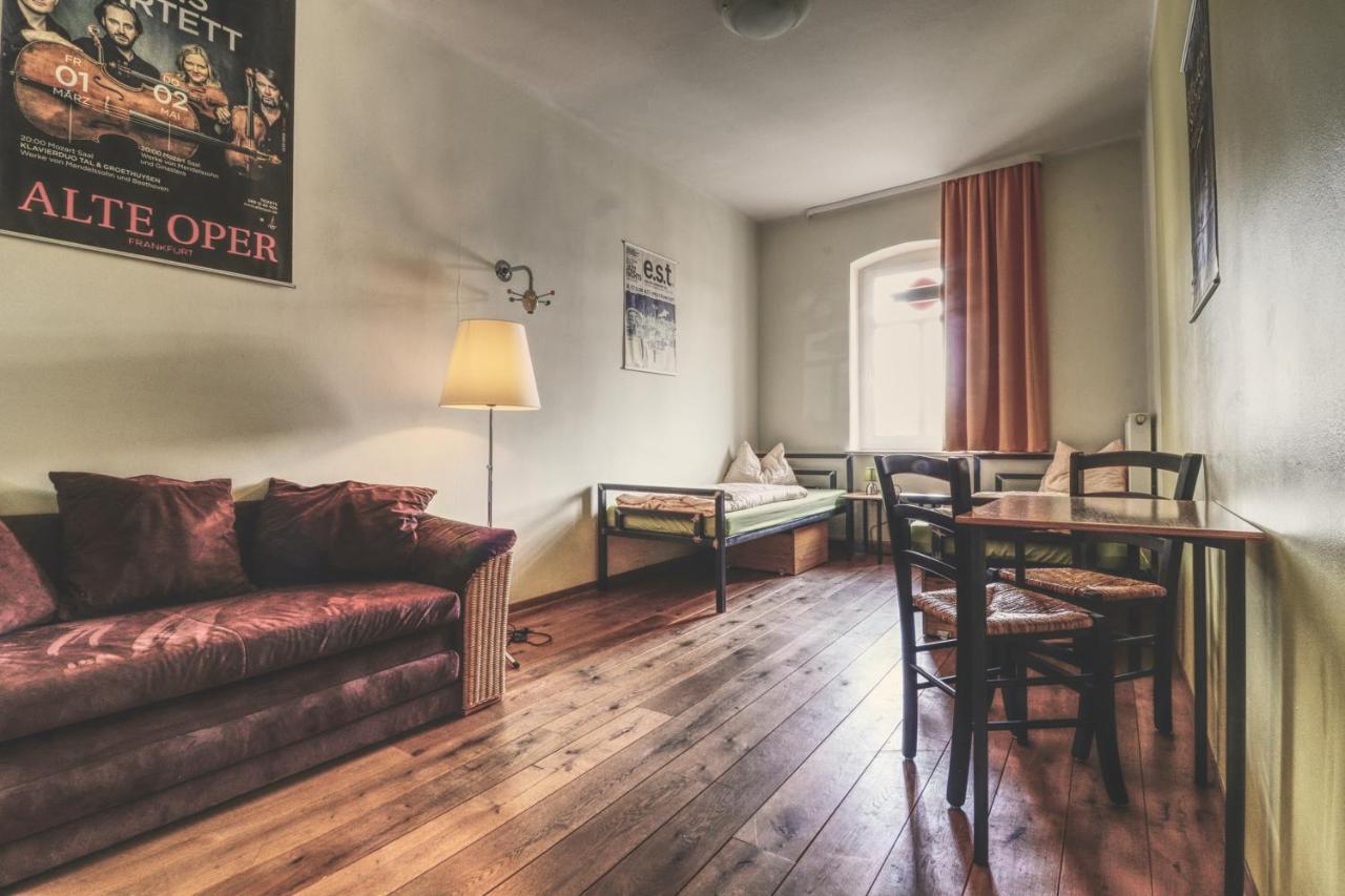 Zweibettzimmer mit Gemeinschaftsbad
