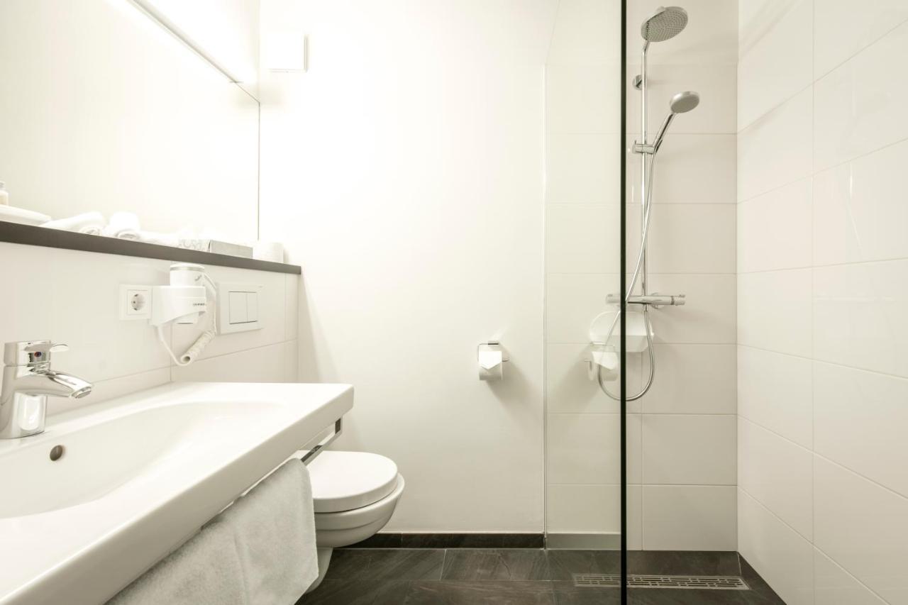 Doppelzimmer mit Gartenblick