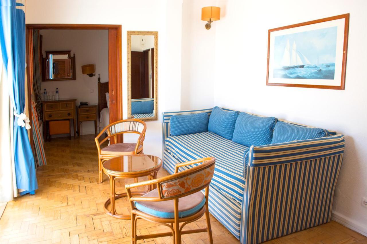 Dreibettzimmer mit Meerblick