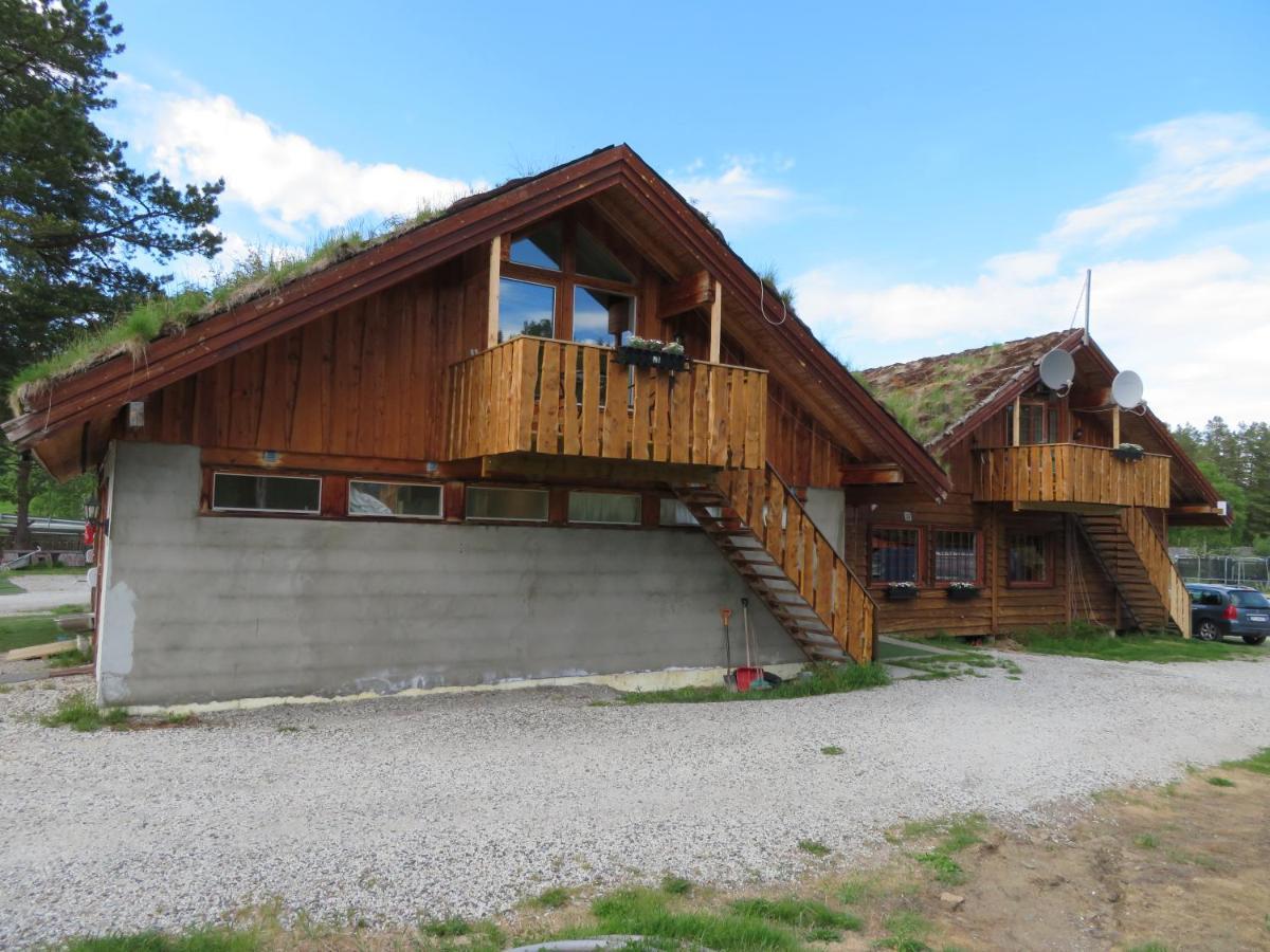Apartment mit Balkon