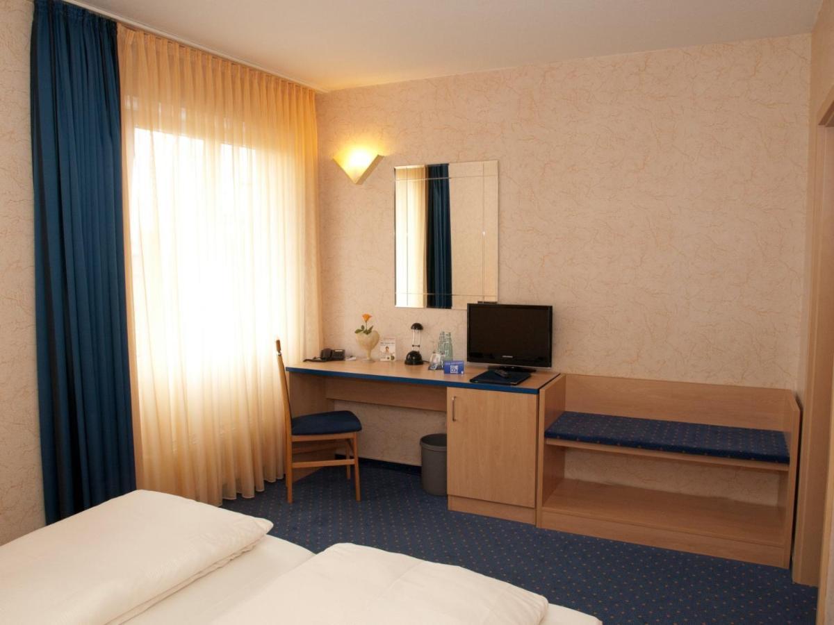 Dreibettzimmer