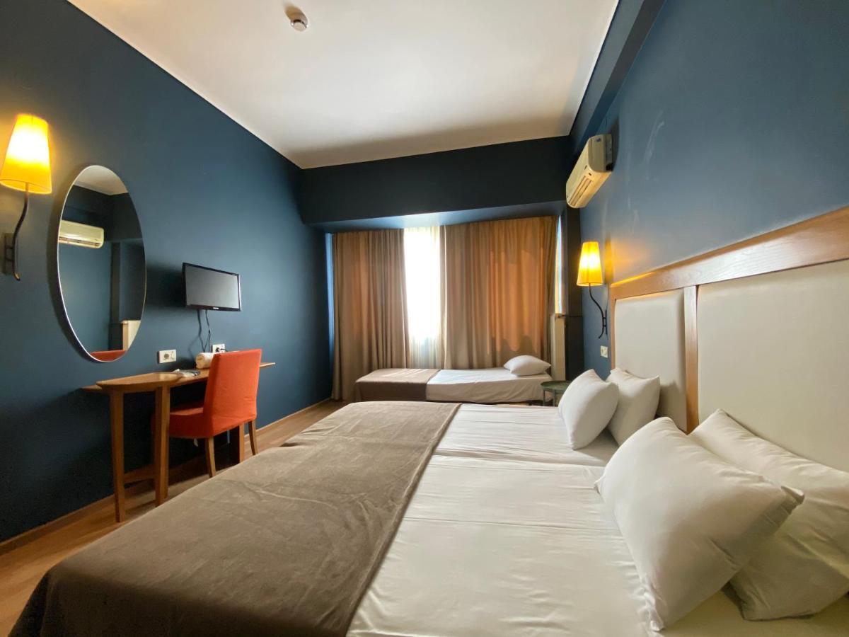 Dreibettzimmer (2 Erwachsene + 1 Kind)