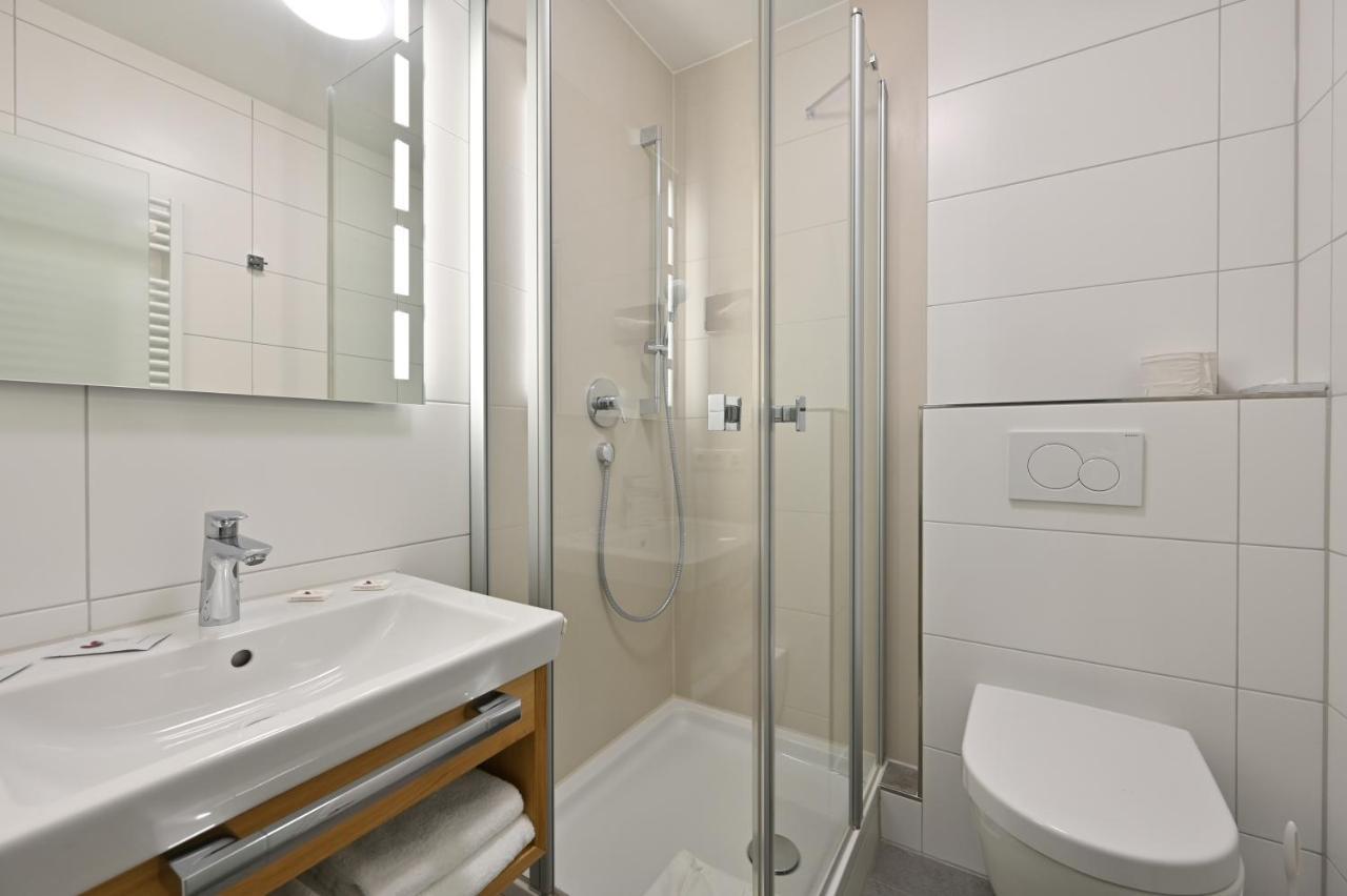 Doppelzimmer mit Balkon