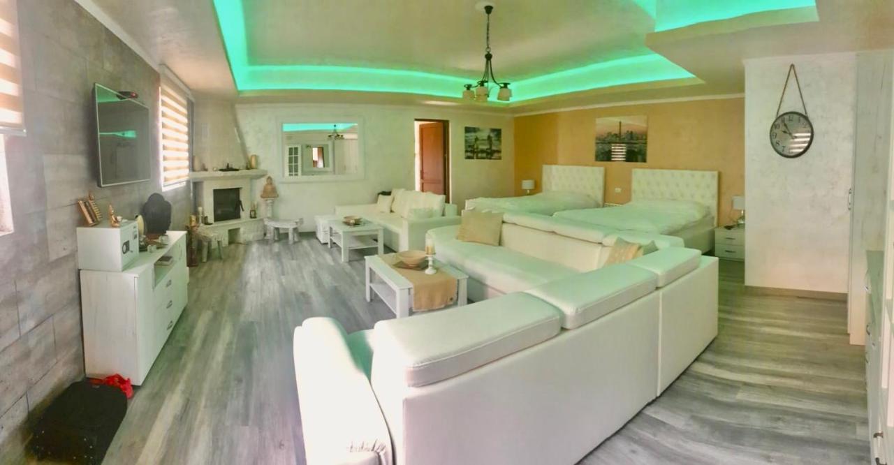 Suite mit privatem Pool