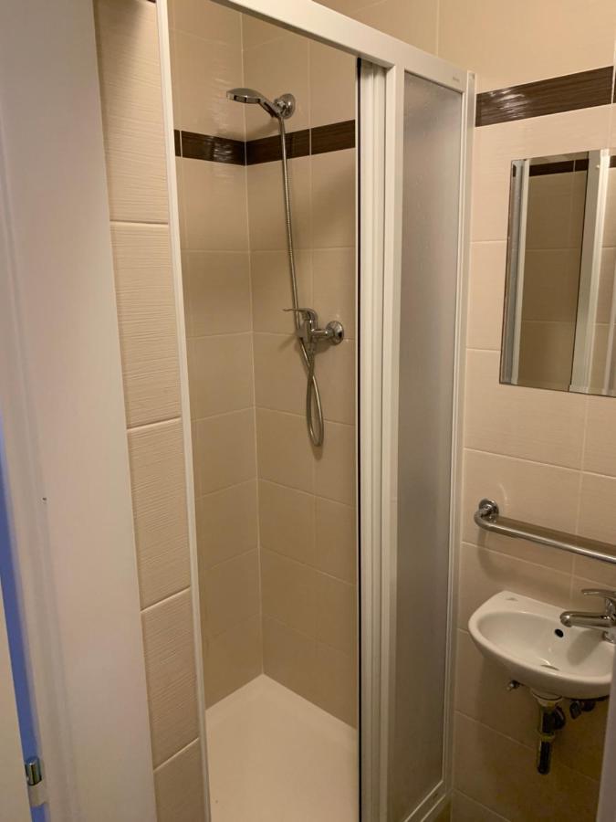Dreibettzimmer mit Zustellbett