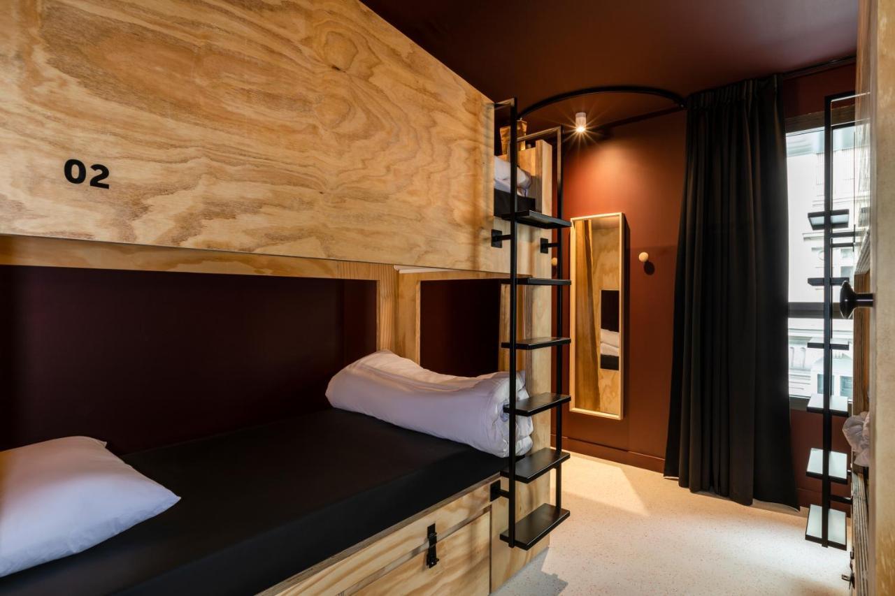 Vierbettzimmer mit eigenem Bad