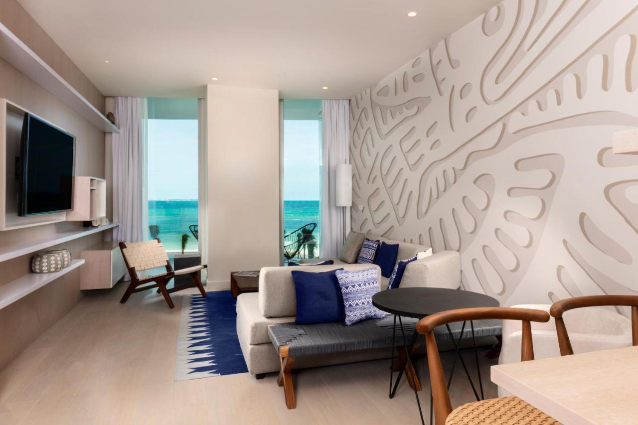 Deluxe Suite mit 1 Schlafzimmer - Kingsize-Bett Meerseite