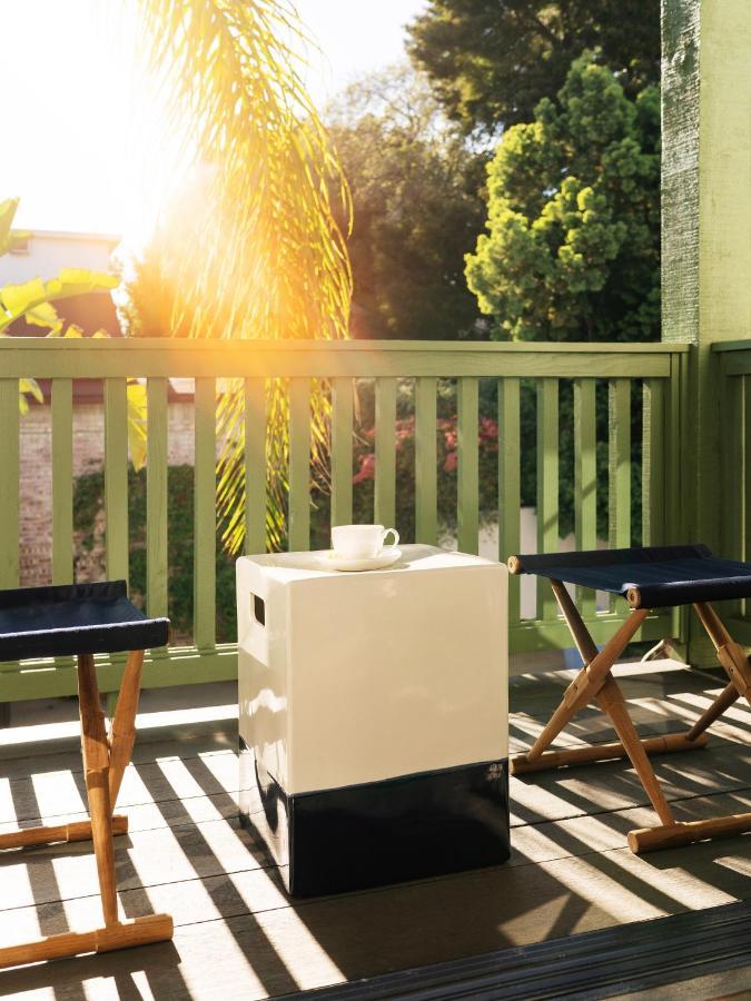 Studio Balcony
