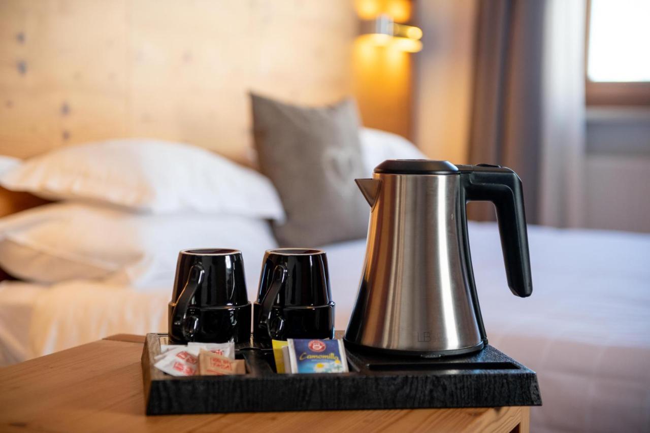 Doppel-/Zweibettzimmer mit Bergblick