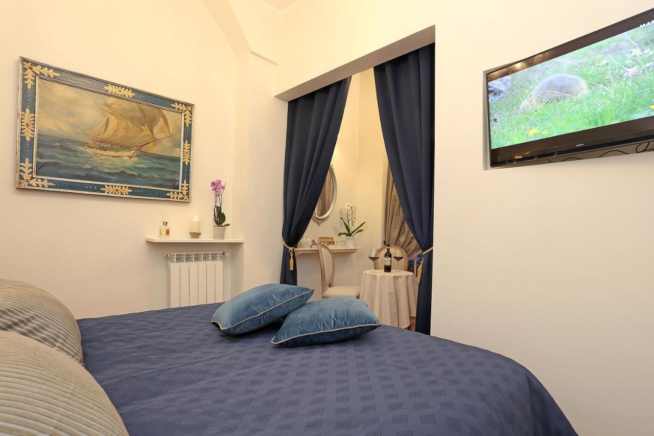 Deluxe Suite mit Whirlpool-Badewanne