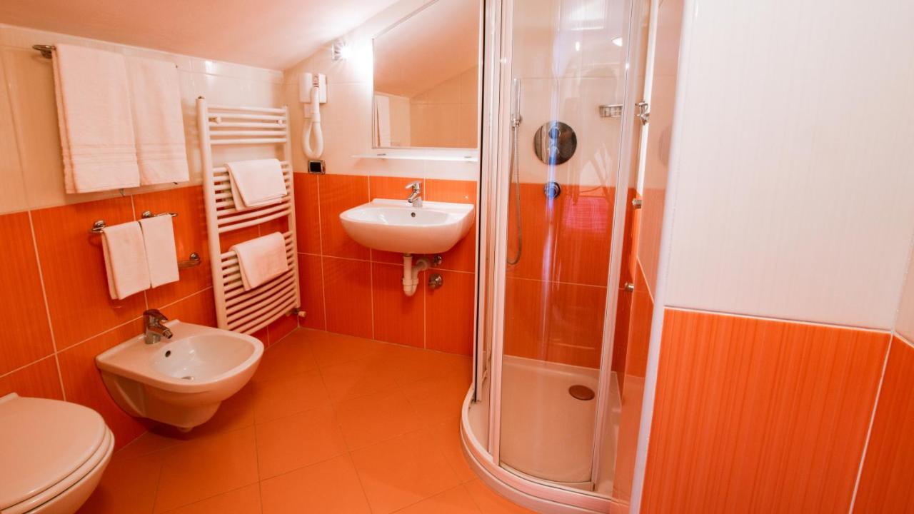 Classic Doppel- oder Zweibettzimmer