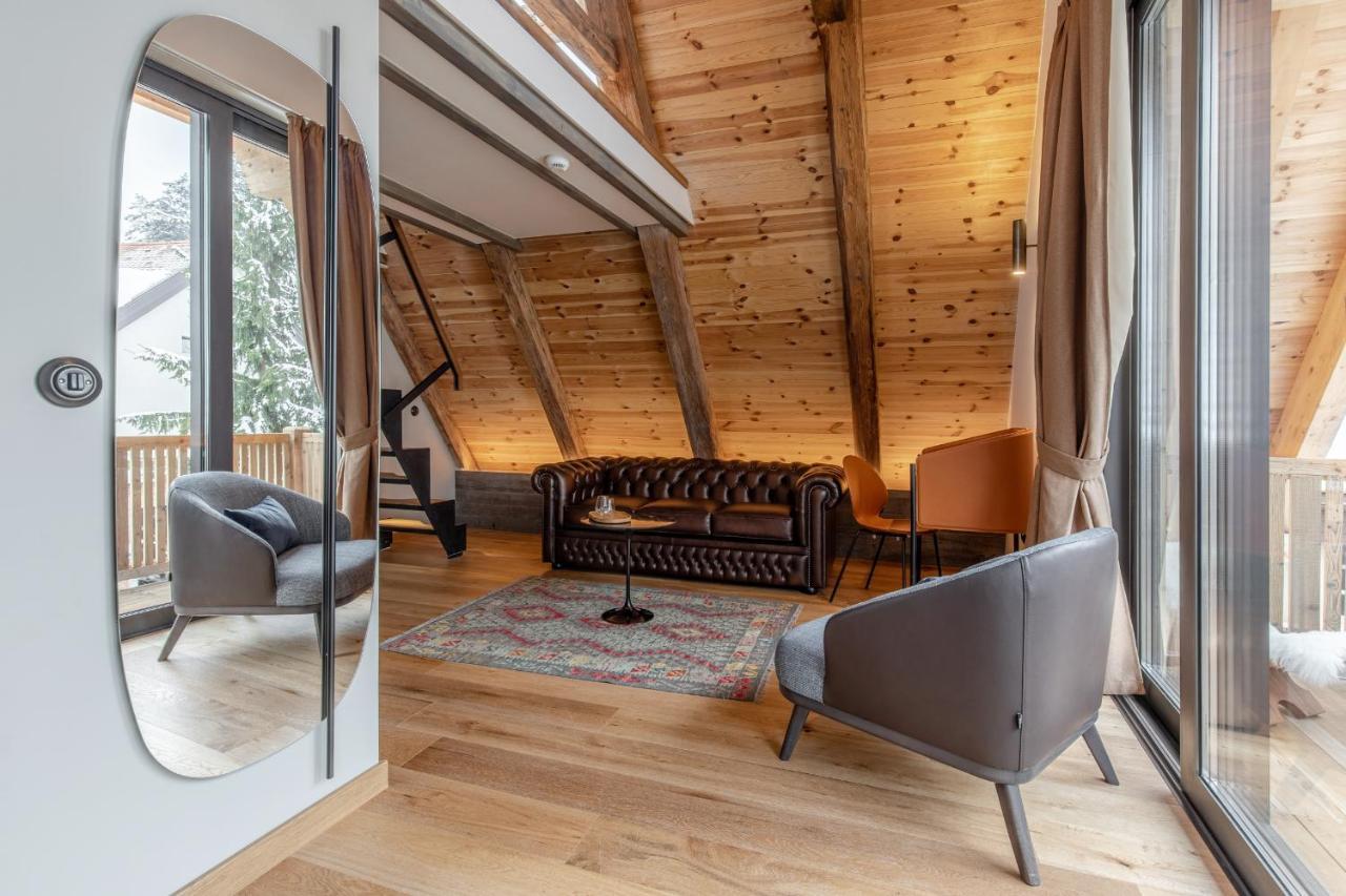 Suite mit Kingsize-Bett und Balkon