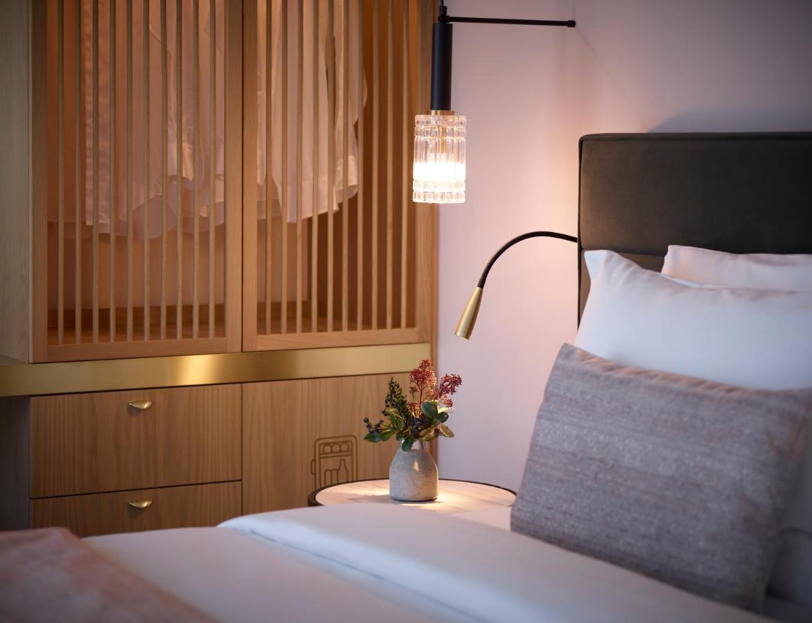Doppel- oder Zweibettzimmer