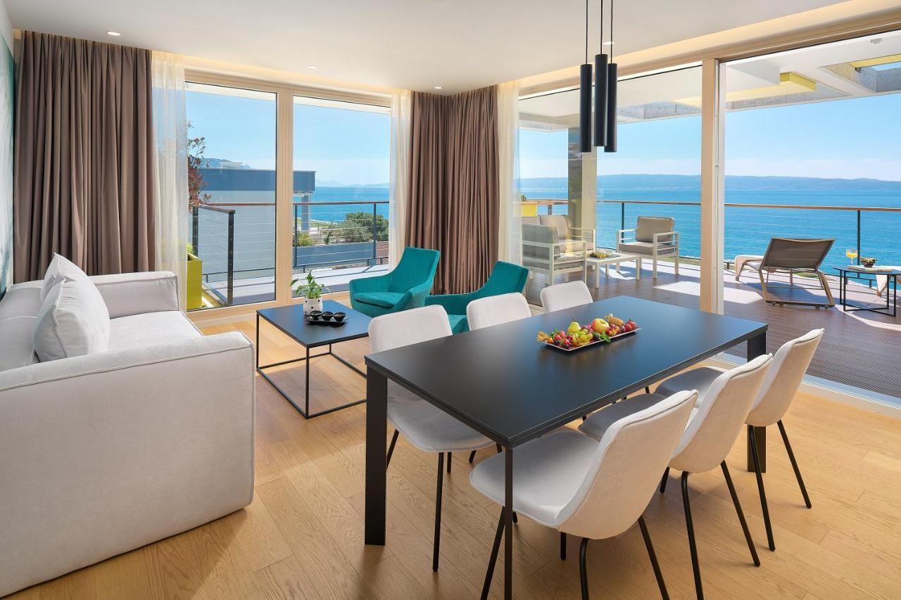 Apartment mit 2 Schlafzimmern, Terrasse, Meerblick und Whirlpool