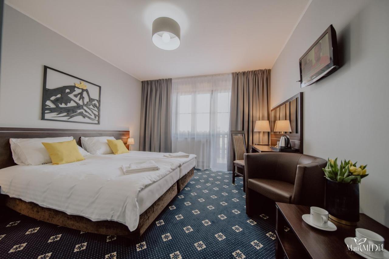Doppelzimmer mit Balkon