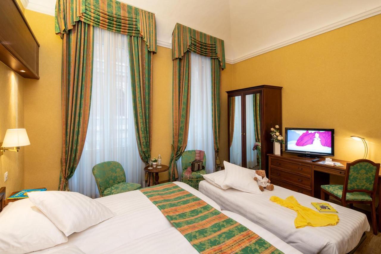Superior Dreibettzimmer