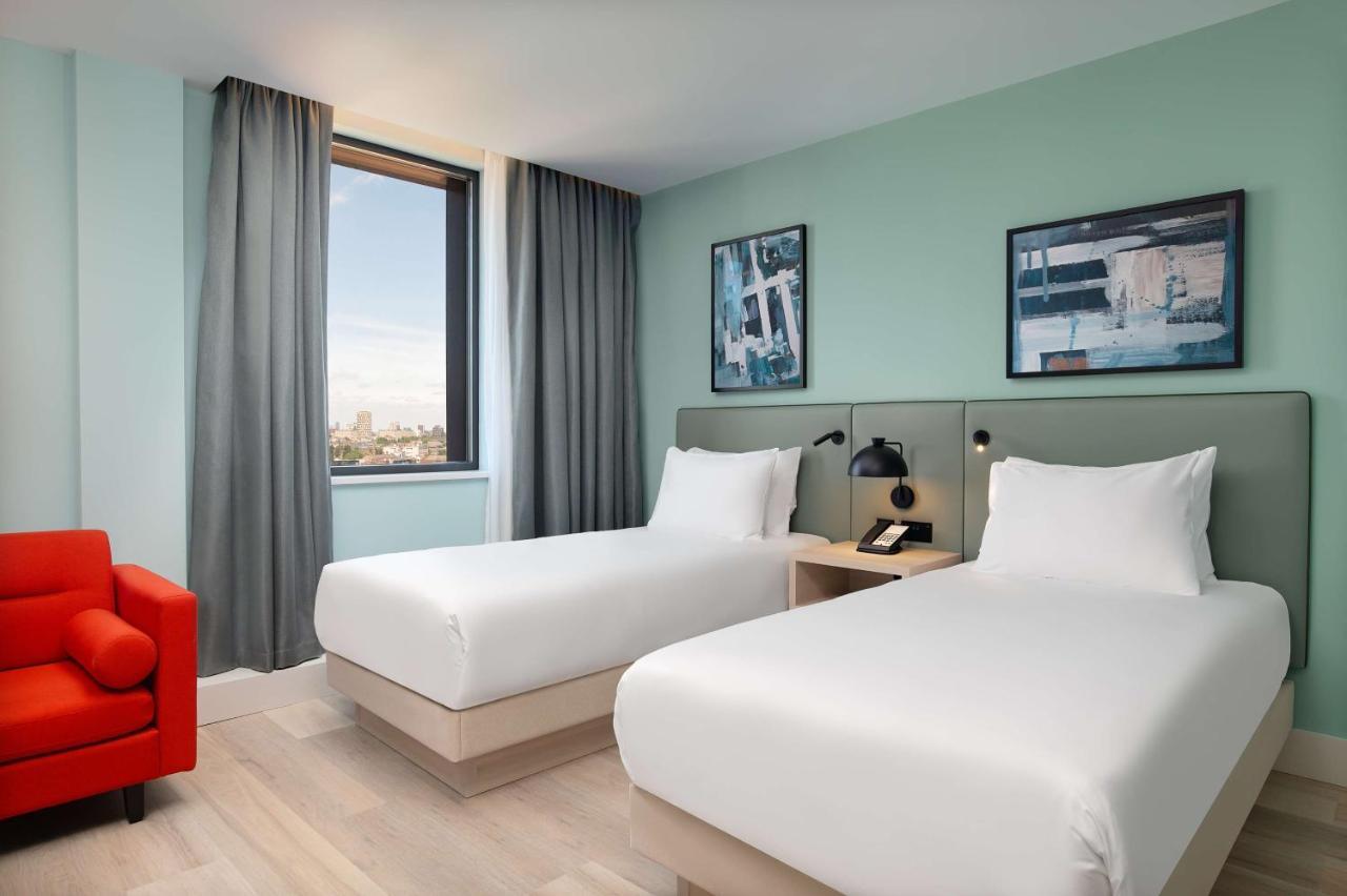 Deluxe Zweibettzimmer mit Stadtblick
