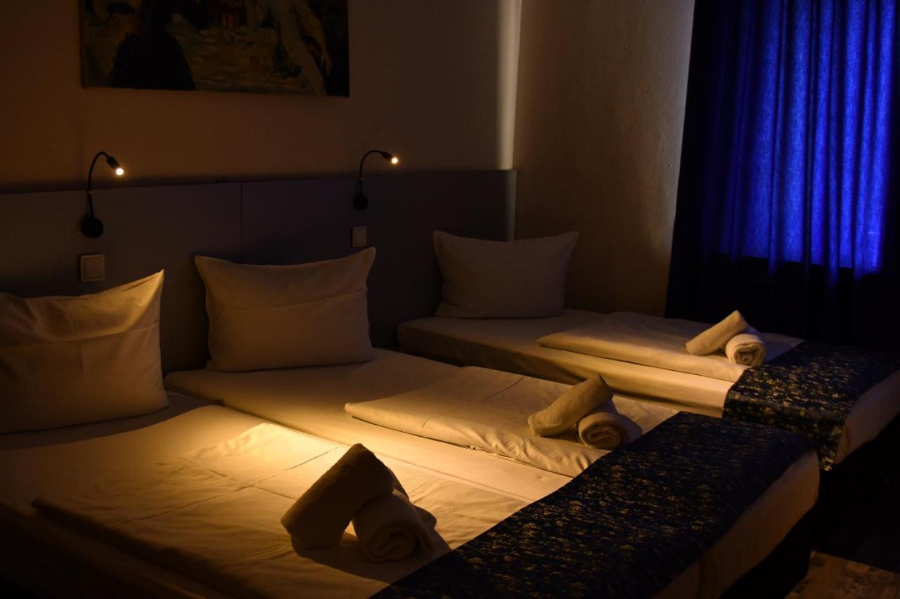 Dreibettzimmer