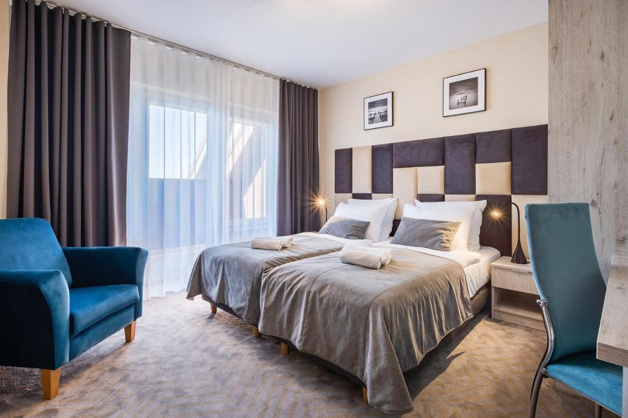 Doppelzimmer mit Balkon