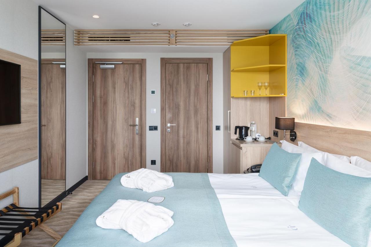 Doppelzimmer mit Meerblick