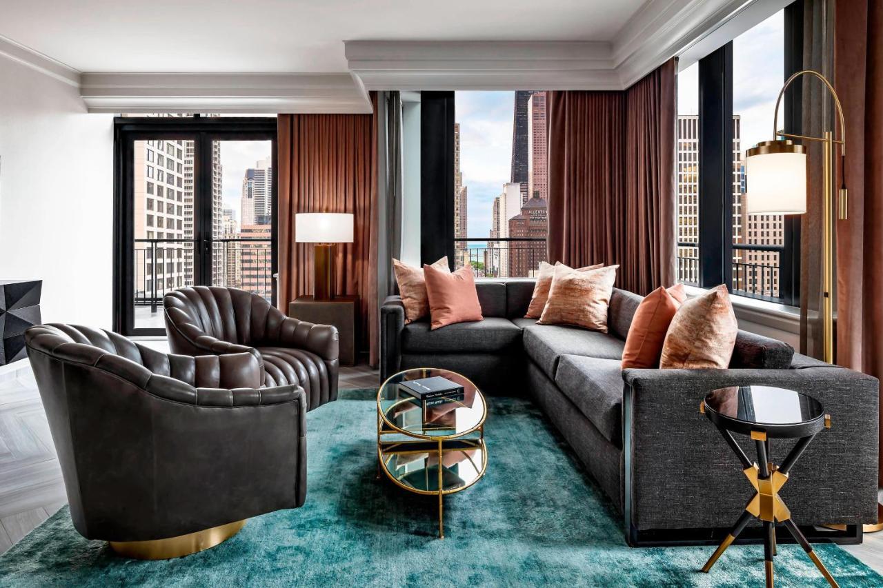 Luxuriöse Suite Gwen mit 1 Kingsize-Bett, Schlafsofa und Blick auf die Michigan Ave