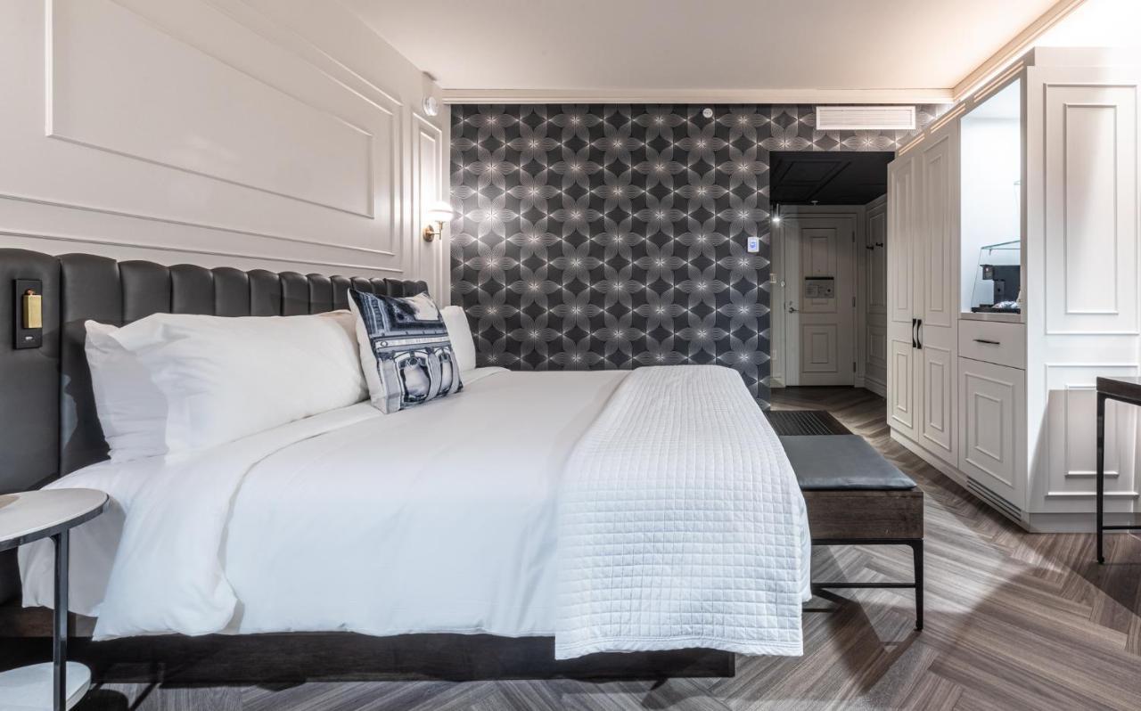 Deluxe Zimmer mit Kingsize-Bett