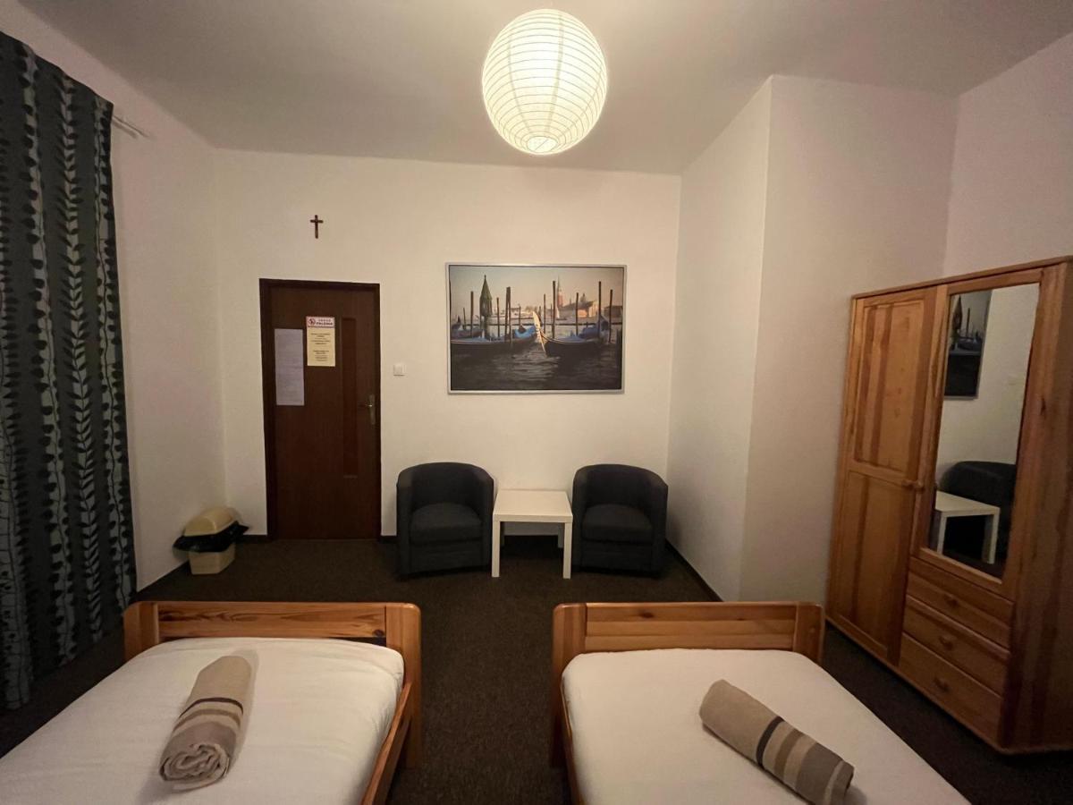Doppelzimmer mit Gemeinschaftsbad