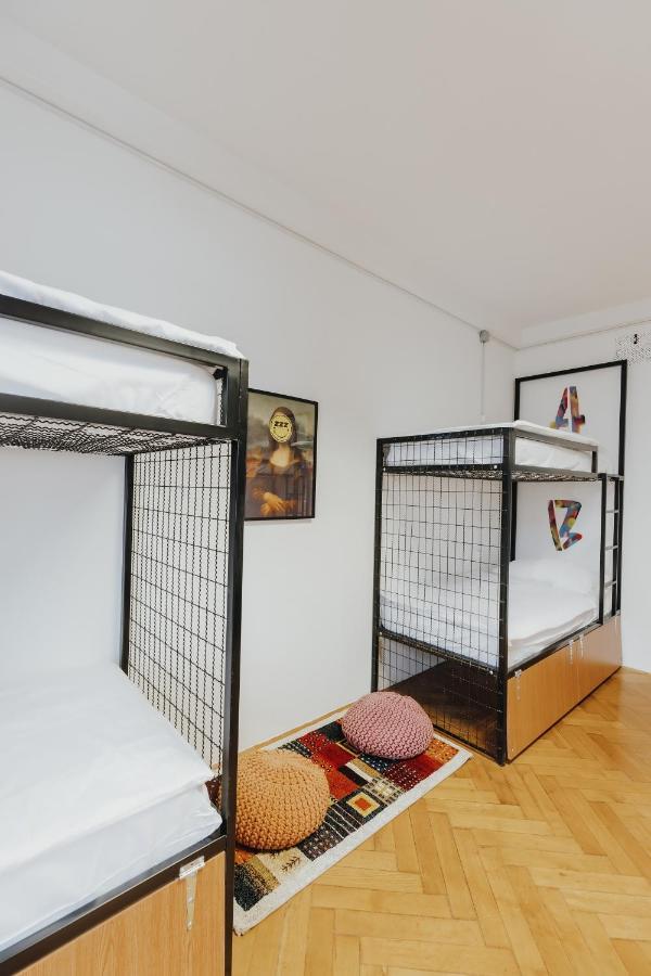 Bett im 6-Bett-Schlafsaal