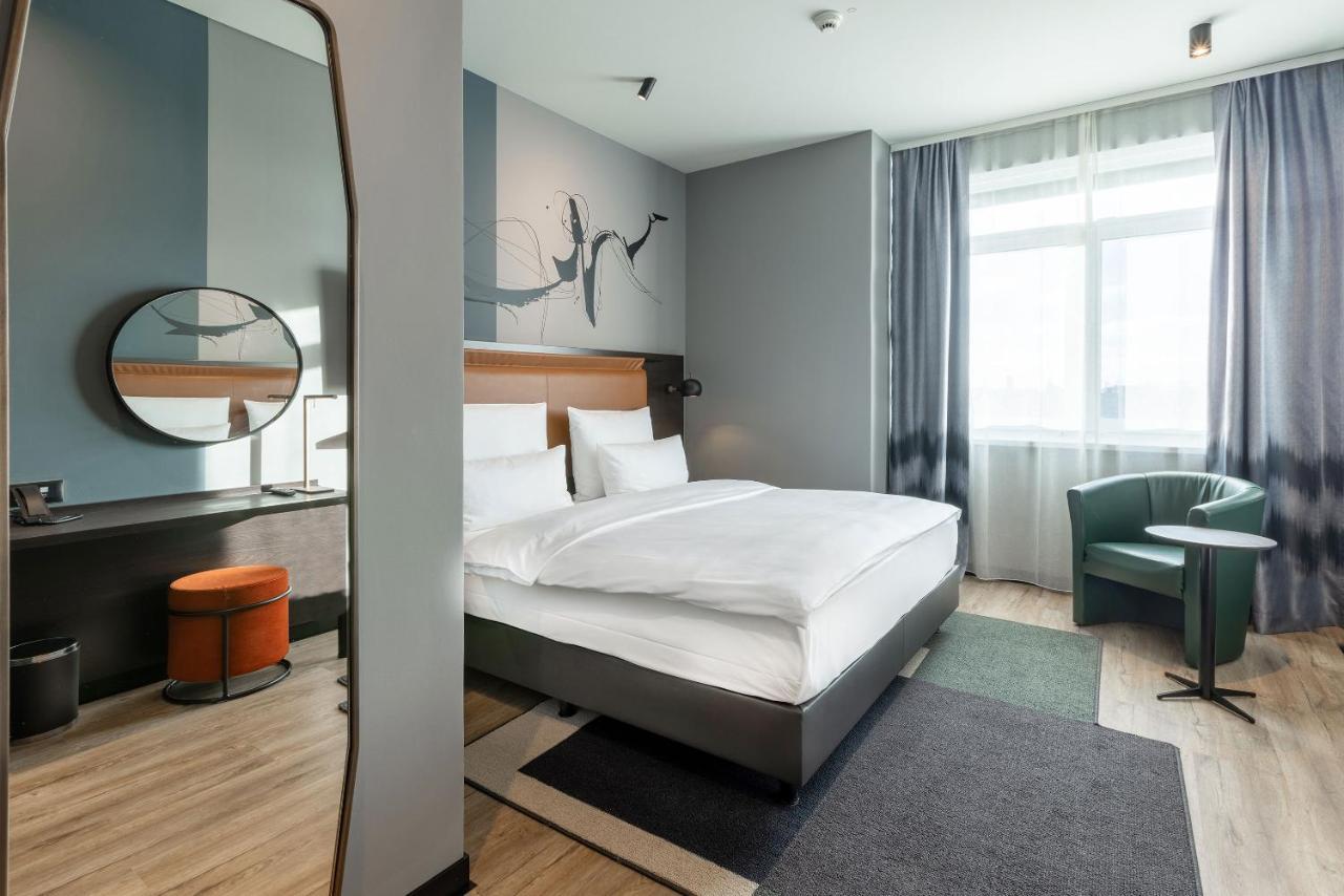 Standard Zimmer mit Kingsize-Bett