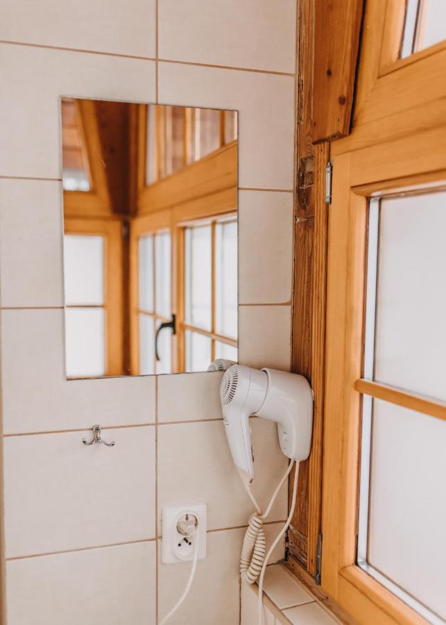 Dreibettzimmer mit Balkon