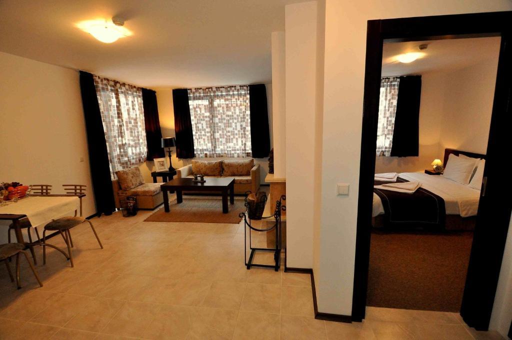 Apartment mit 1 Schlafzimmer und Kamin