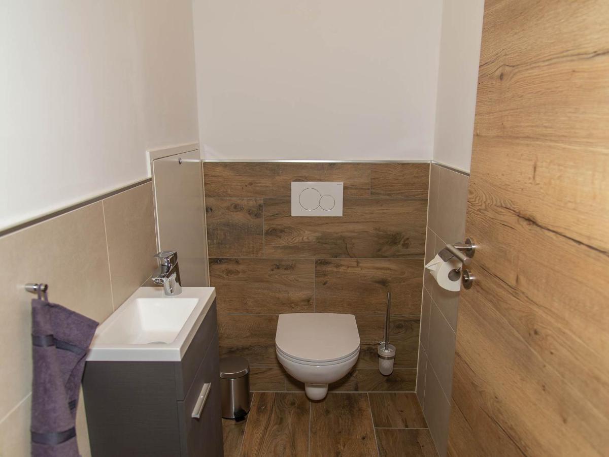 Apartment mit Dusche
