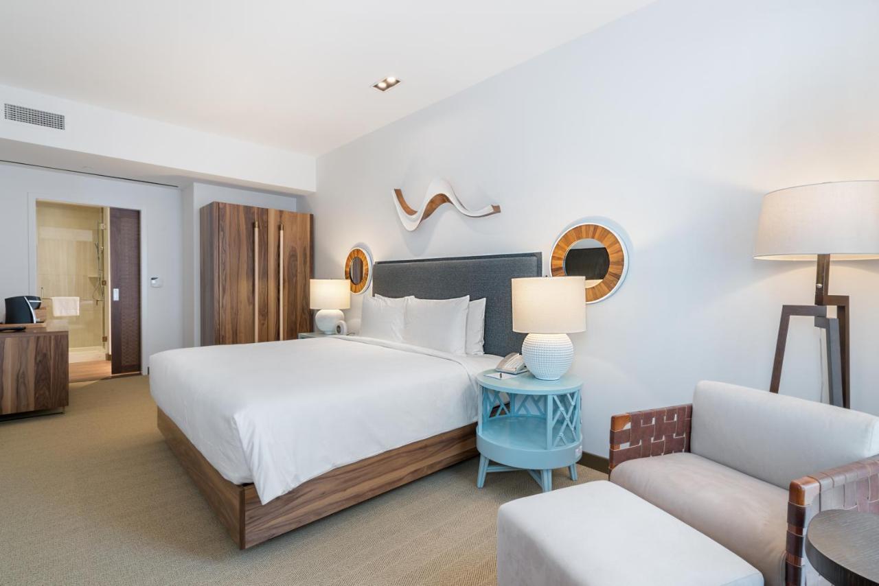 Zimmer mit Kingsize-Bett und barrierefreier Dusche – barrierefrei
