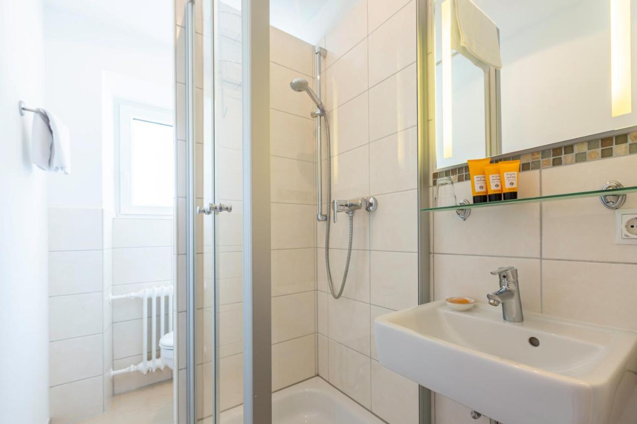 Doppelzimmer ohne Balkon oder Terrasse