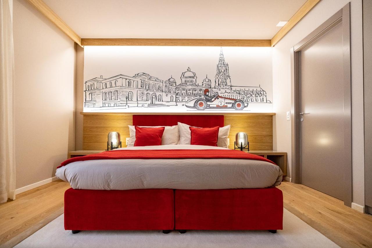 Zweibettzimmer mit Kochnische und Terrasse – Innenhofseite