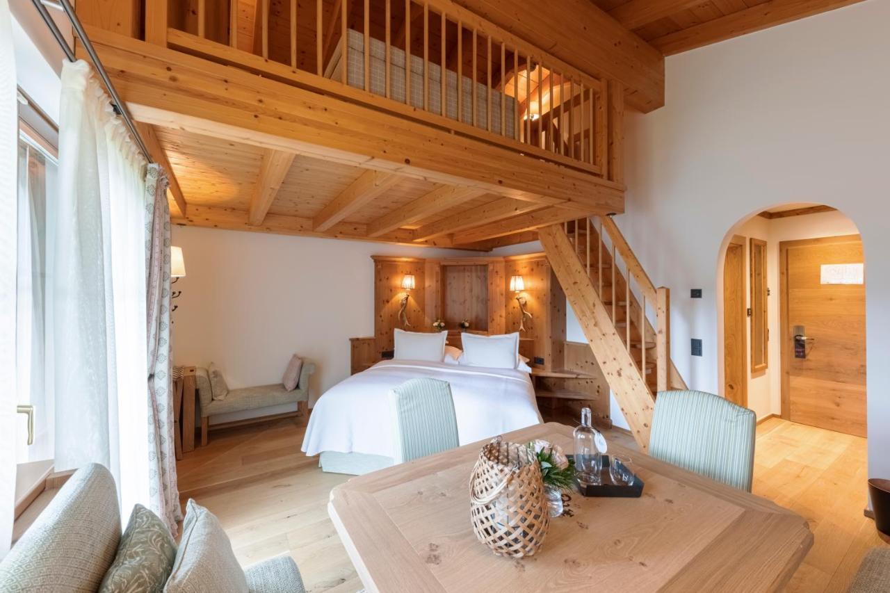 Zirbensuite mit Balkon