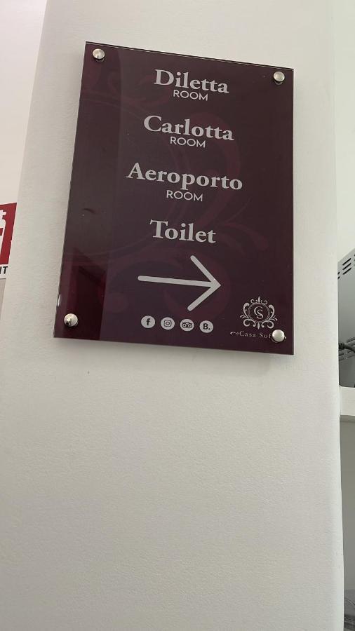 Deluxe Room with shared bathroom