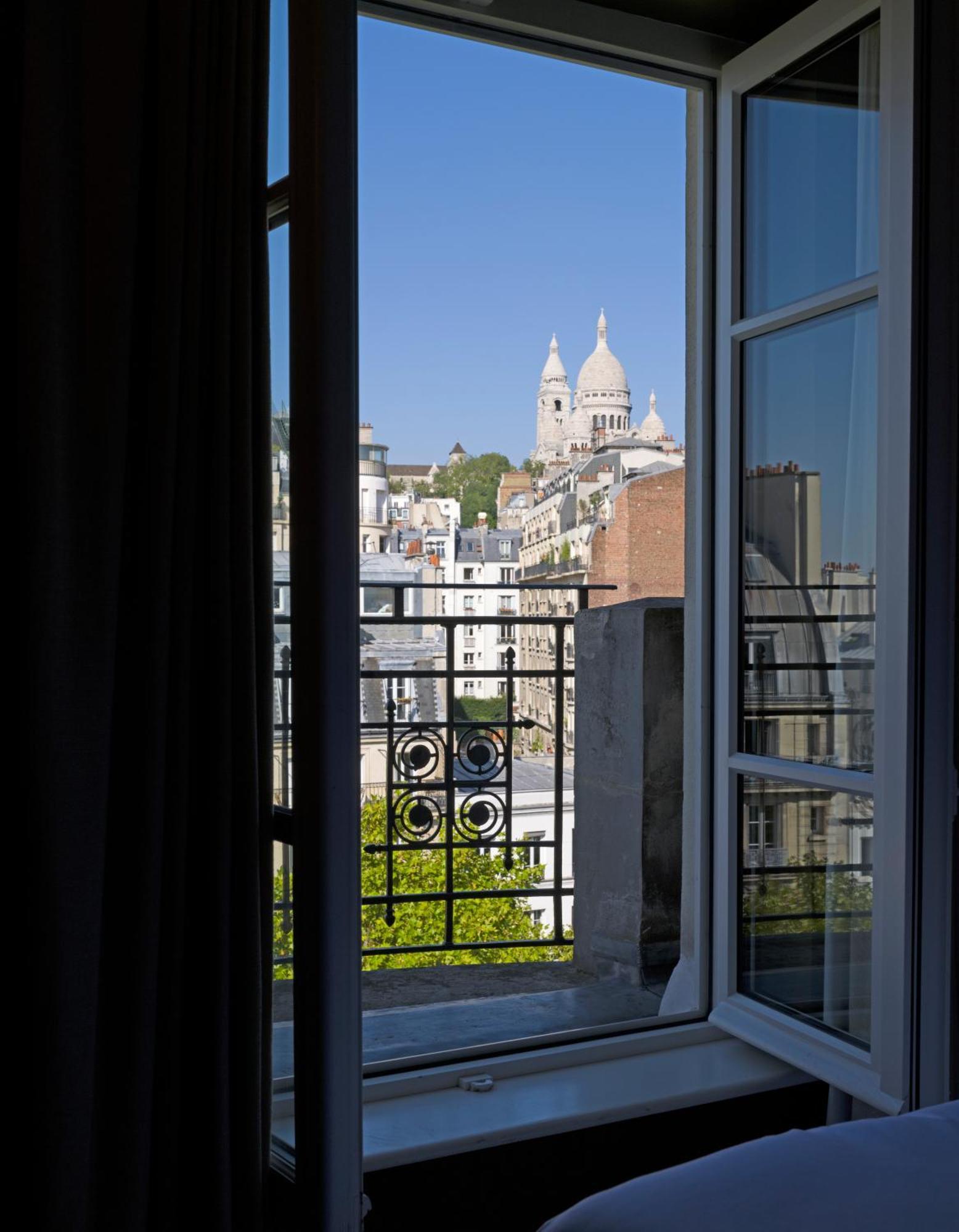 Classic Zimmer mit Blick auf die Sacré Coeur