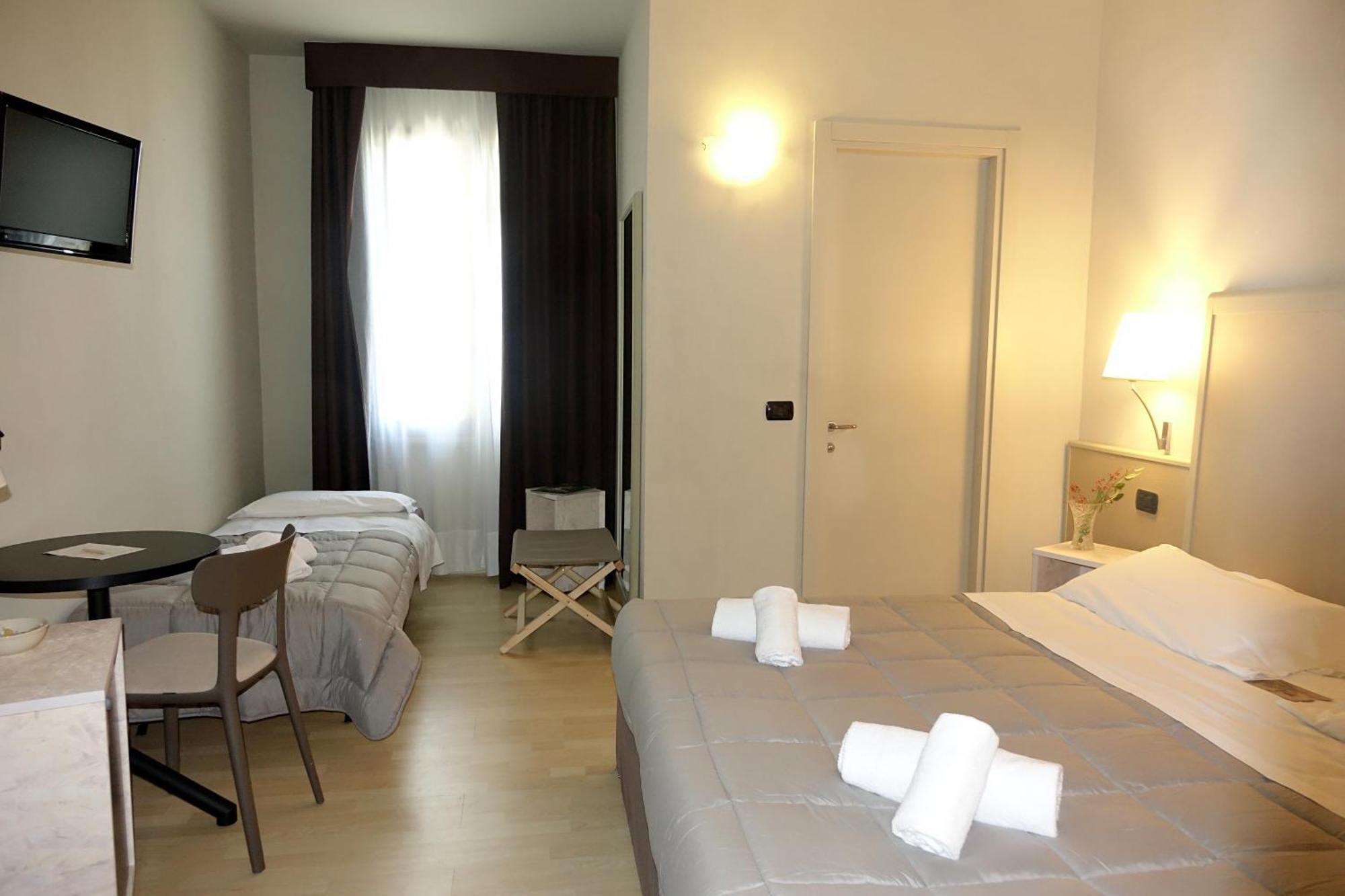 Dreibettzimmer