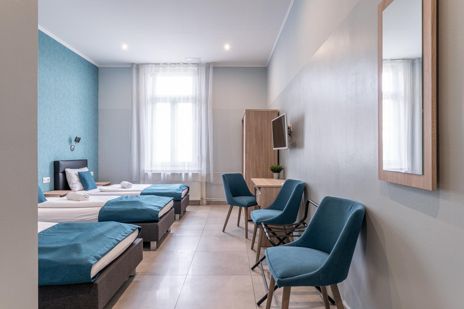 Doppelzimmer mit Zustellbett (3 Erwachsene)