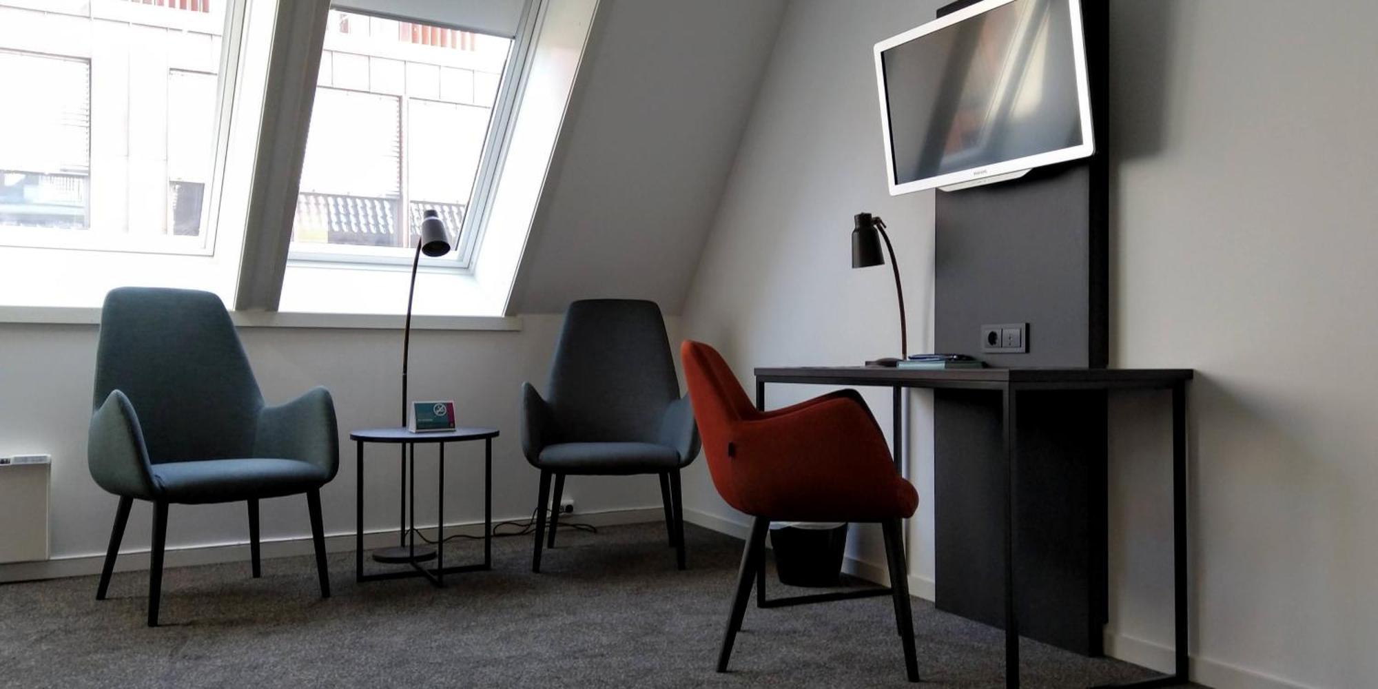 Doppel- oder Zweibettzimmer