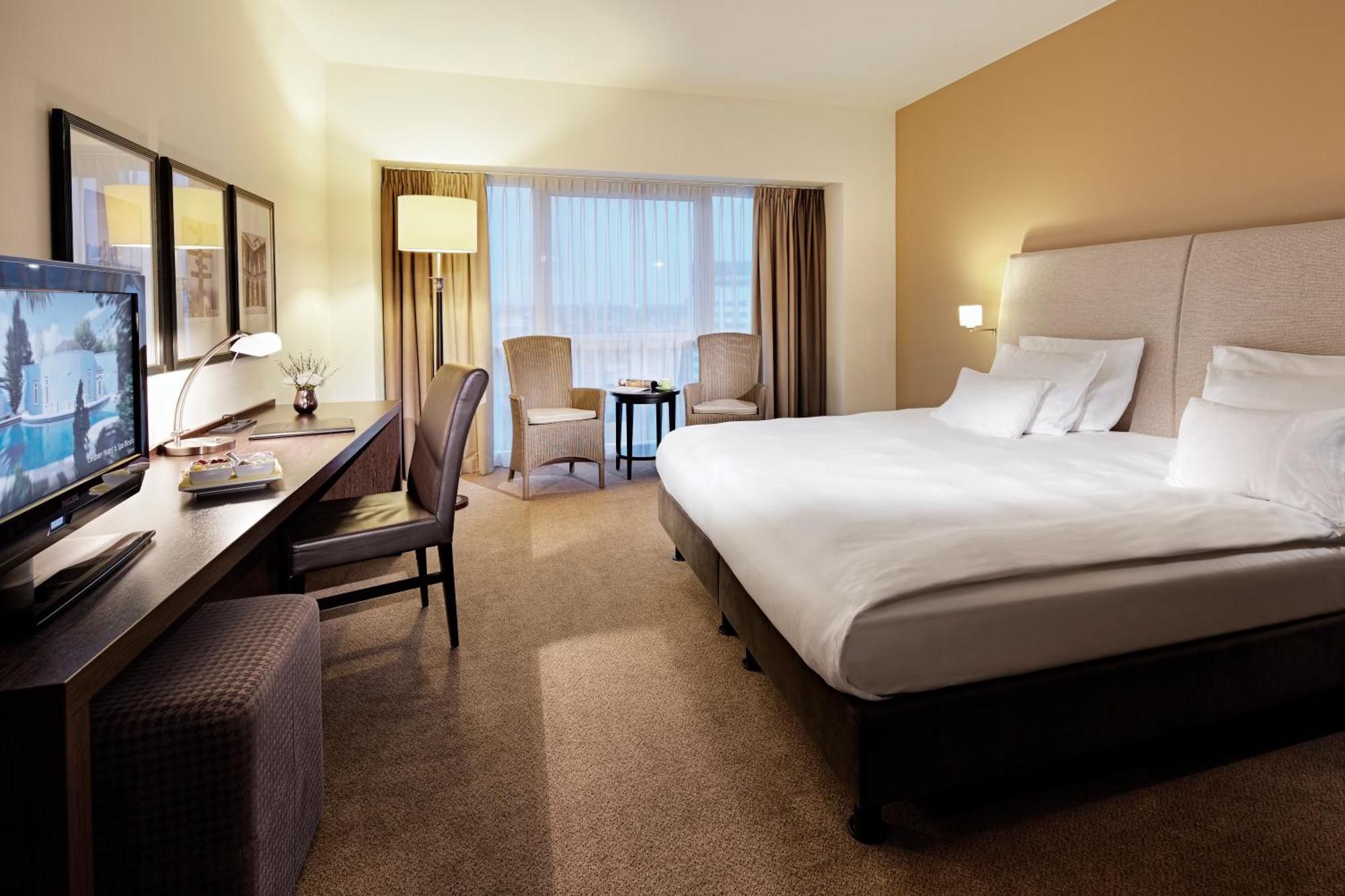Deluxe Zimmer mit Kingsize-Bett
