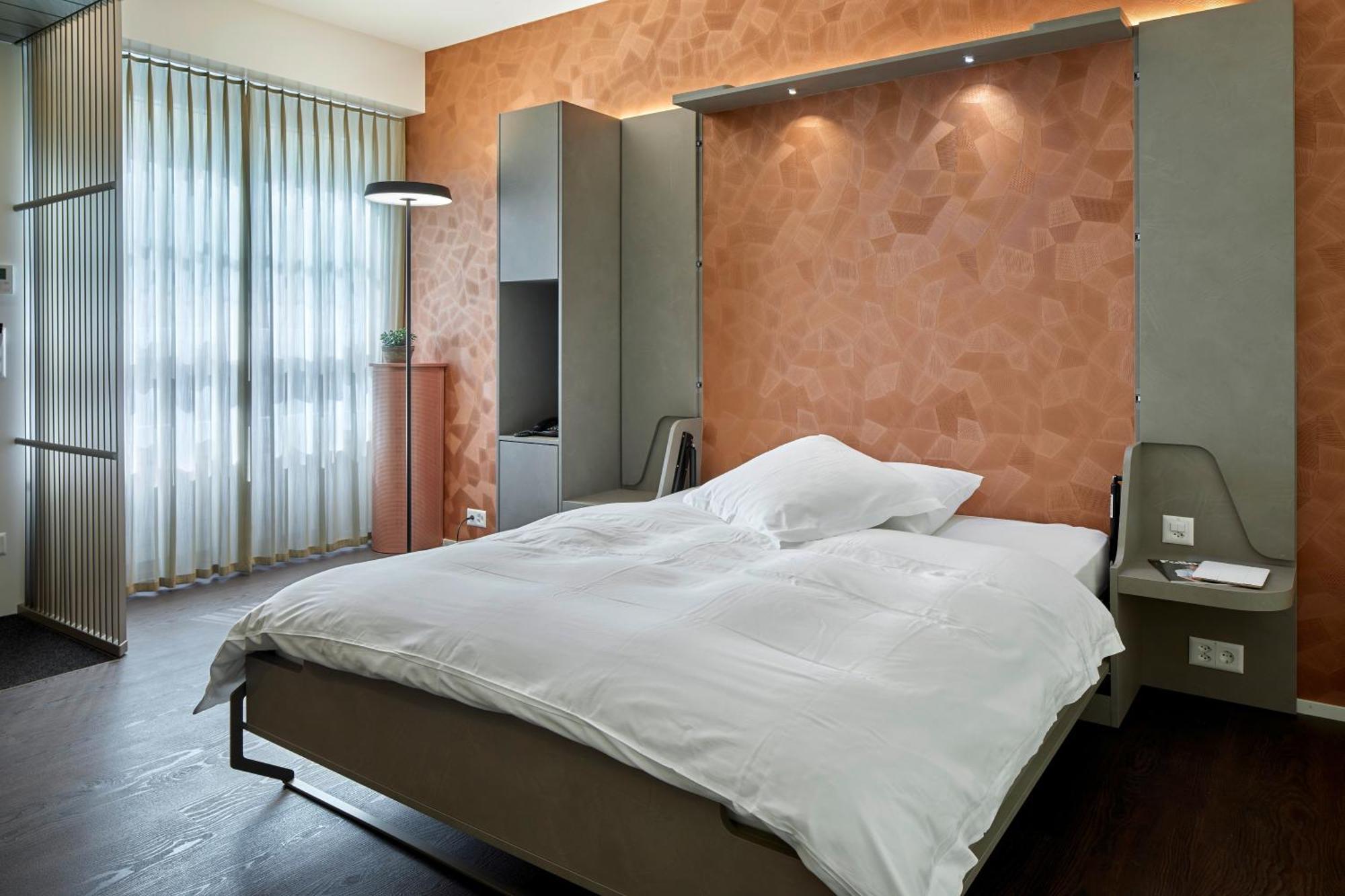 Doppelzimmer - im Innenhof