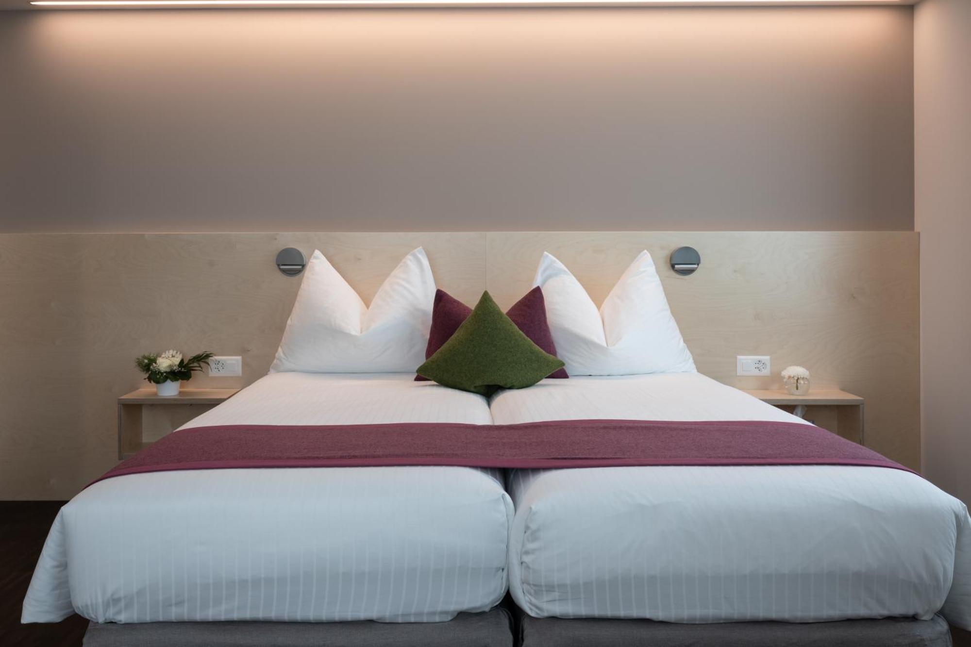 Komfort Zweibettzimmer mit Schlafsofa