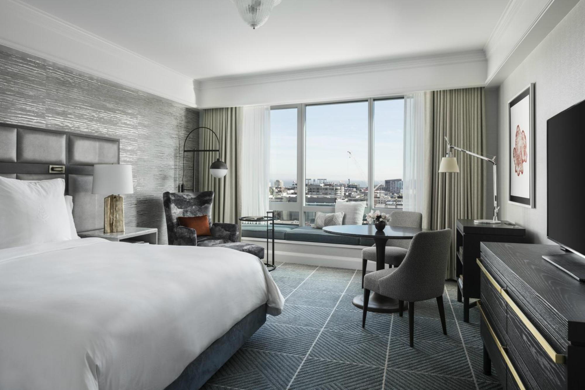 Deluxe Zimmer mit Kingsize-Bett