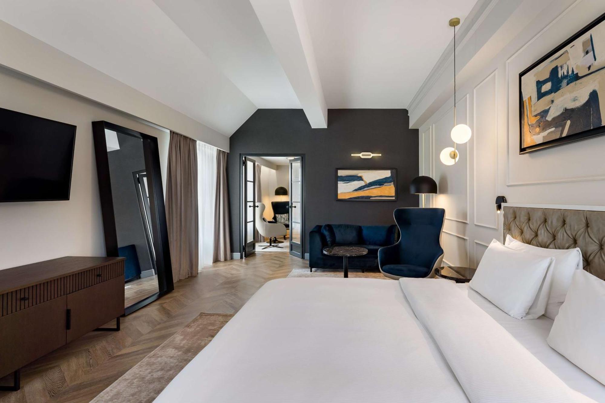 Junior Suite mit Balkon und Blick auf die Altstadt