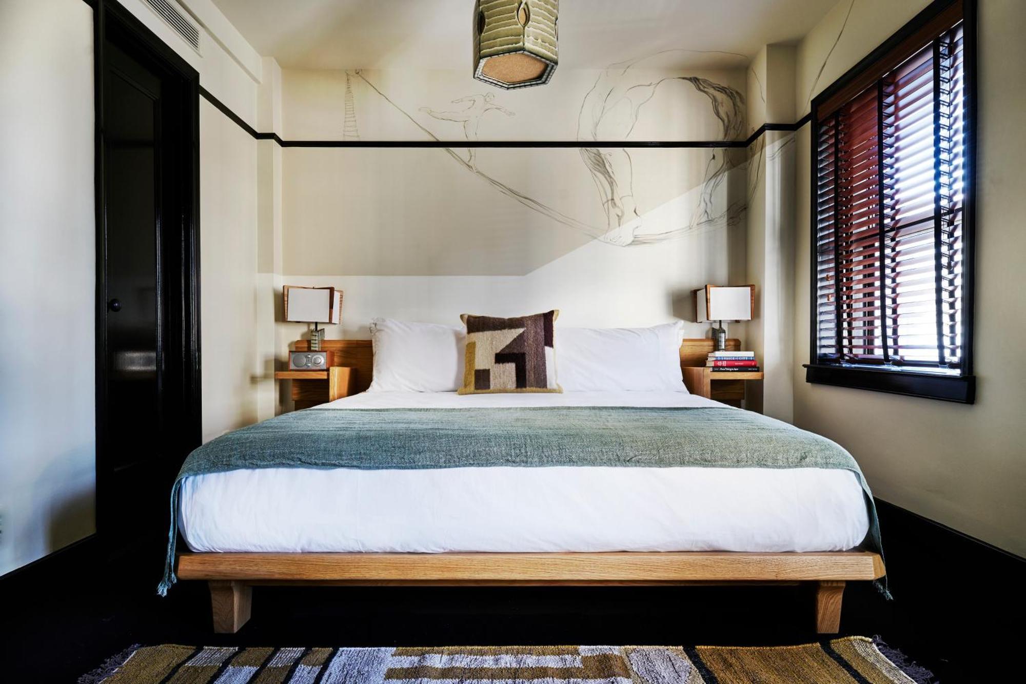 Deluxe Zimmer mit Kingsize-Bett