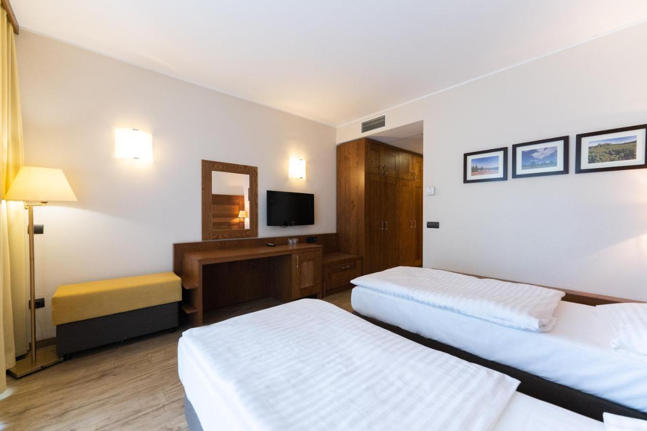 Comfort Doppel-/Zweibettzimmer mit Balkon
