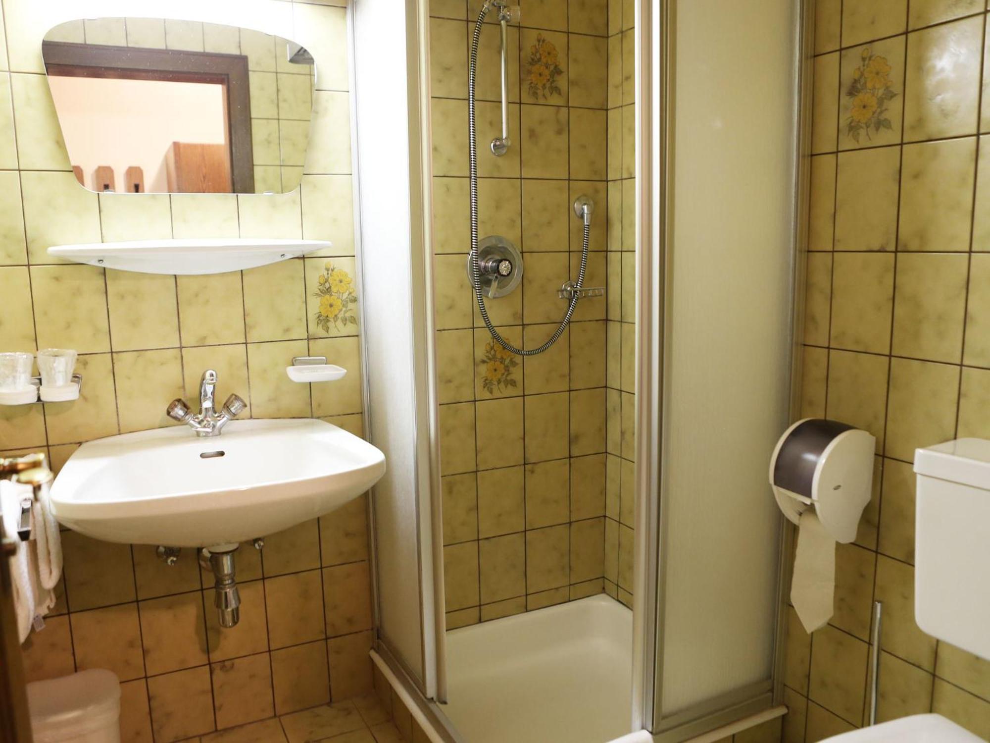 Doppelzimmer mit Balkon