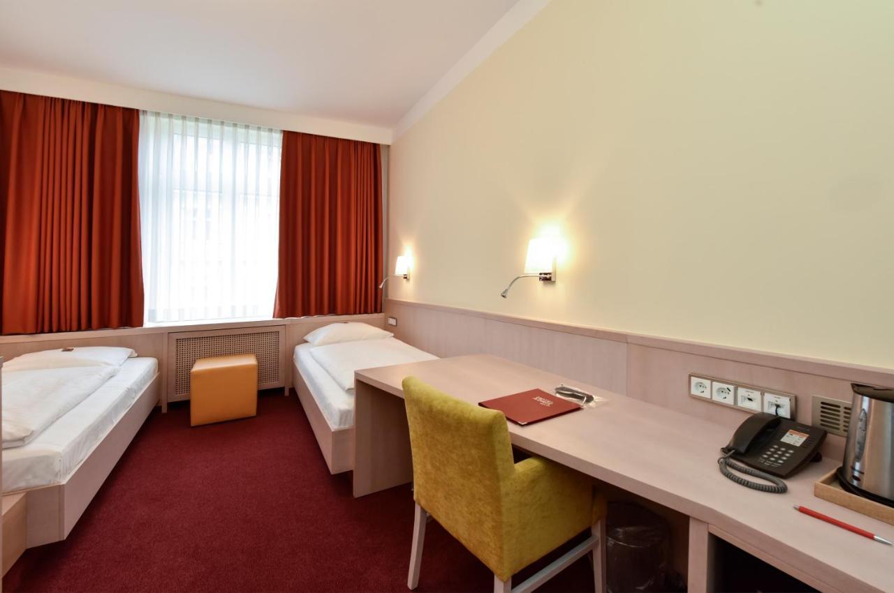 Zweibettzimmer